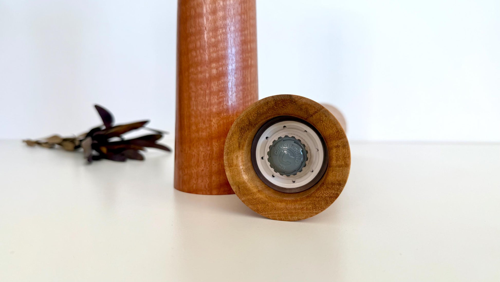 Pepper Grinder, Wood, Pepper Mill, Salt and Pepper mill resin set, Australian wood, Ceramic grinder, crushgrind