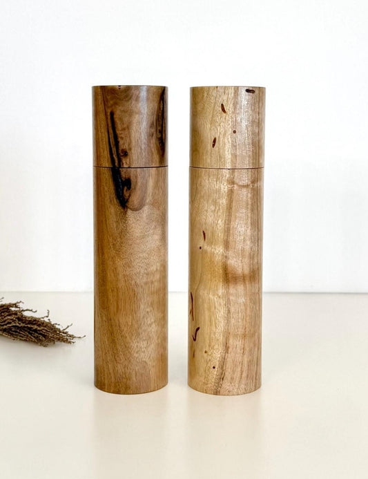 Pepper Grinder, Wood, Pepper Mill, Salt and Pepper mill resin set, Walnut wood, Ceramic grinder, crushgrind