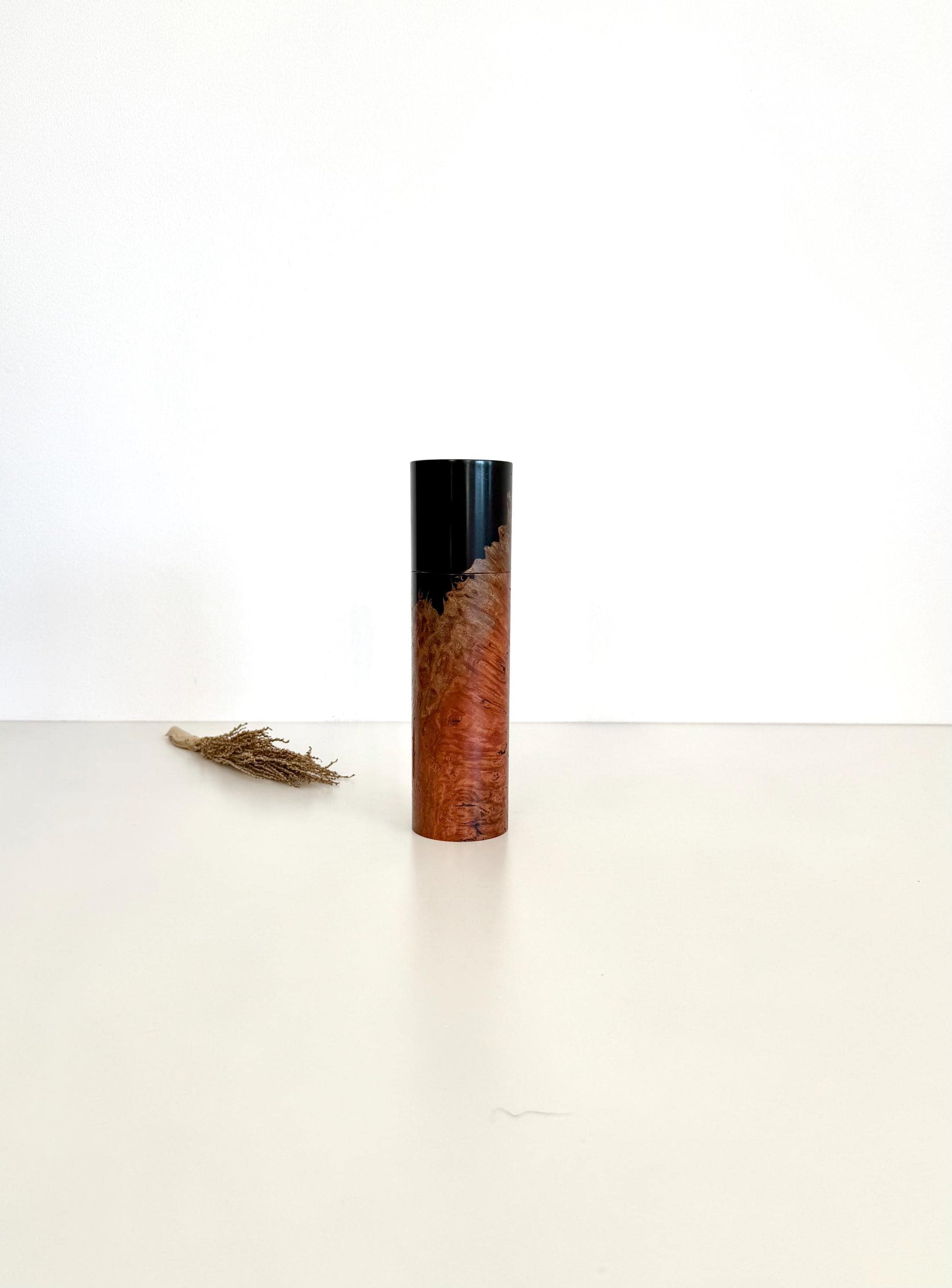 Handcrafted Burl/Resin Pepper Grinder: Modern Wood Salt Mill