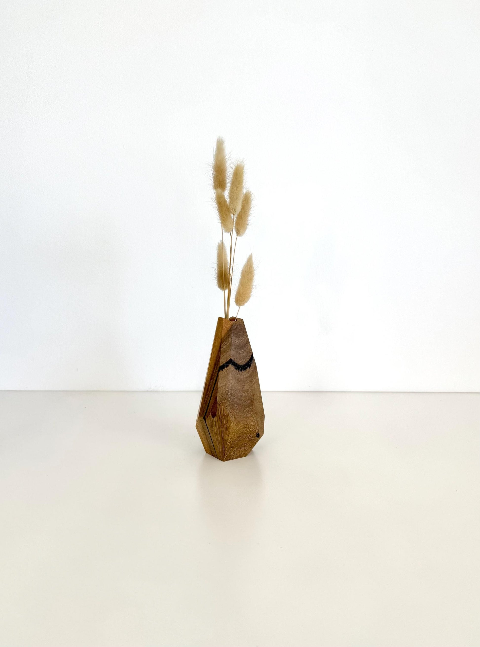 Wooden Vase, Flower bud vase, Housewarming gift, Stick vase, Dried flowers, Gift for her, Table centerpiece, Mother's day gift, Modern vase.