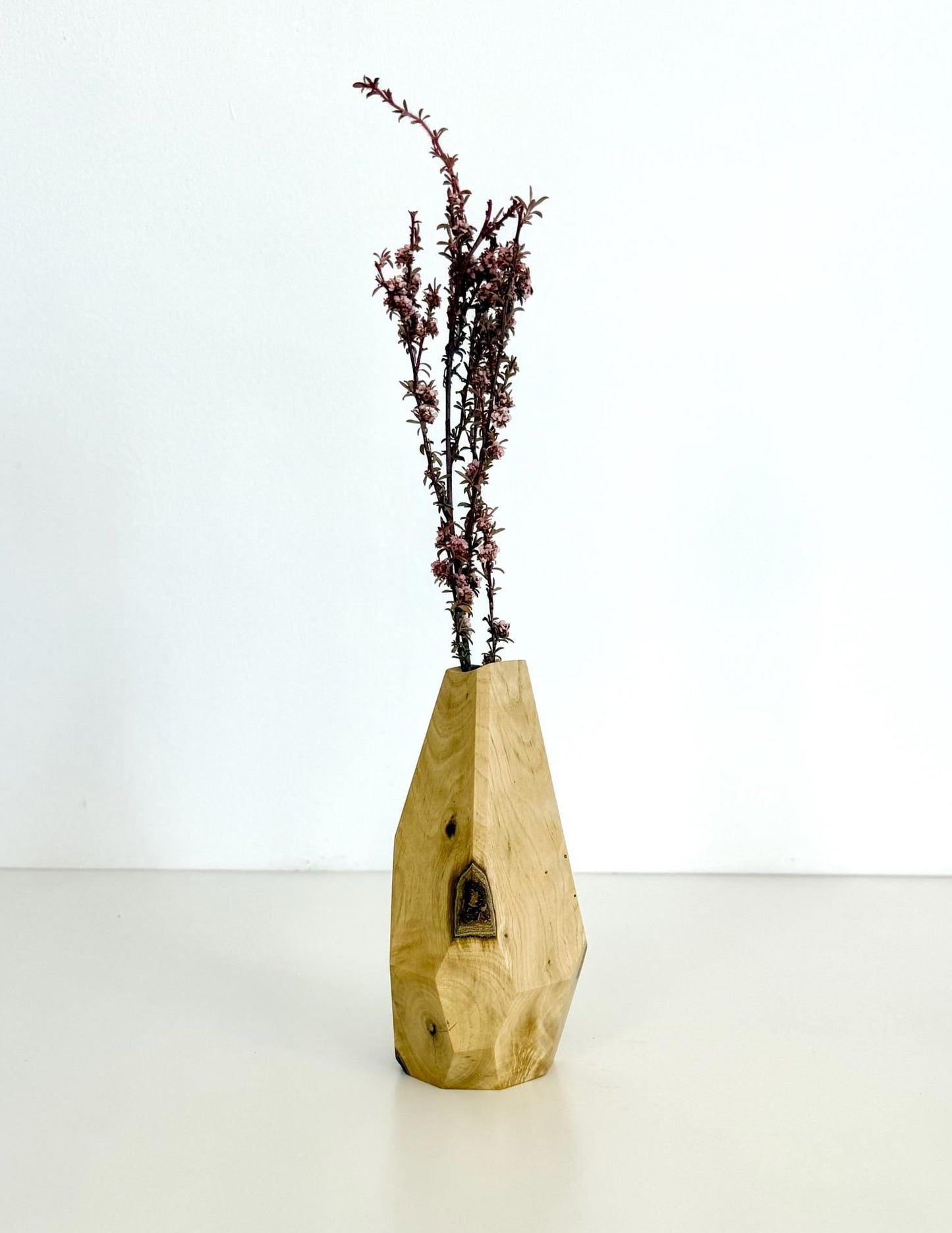 Wooden Vase, Flower bud vase, Housewarming gift, Stick vase, Dried flowers, Gift for her, Table centerpiece, Mother's day gift, Modern vase.