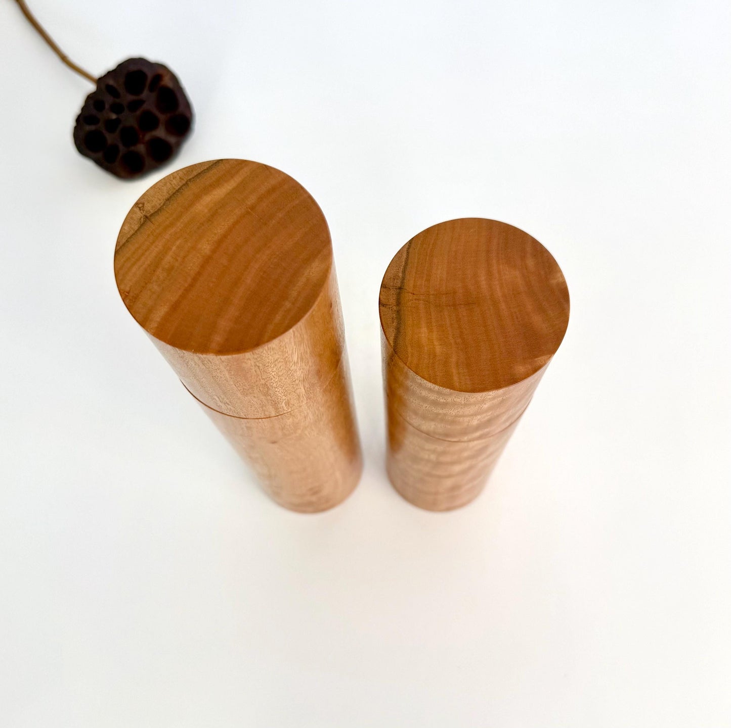 Curly Jarrah Pepper Grinder Set, Modern Ceramic Salt Mill