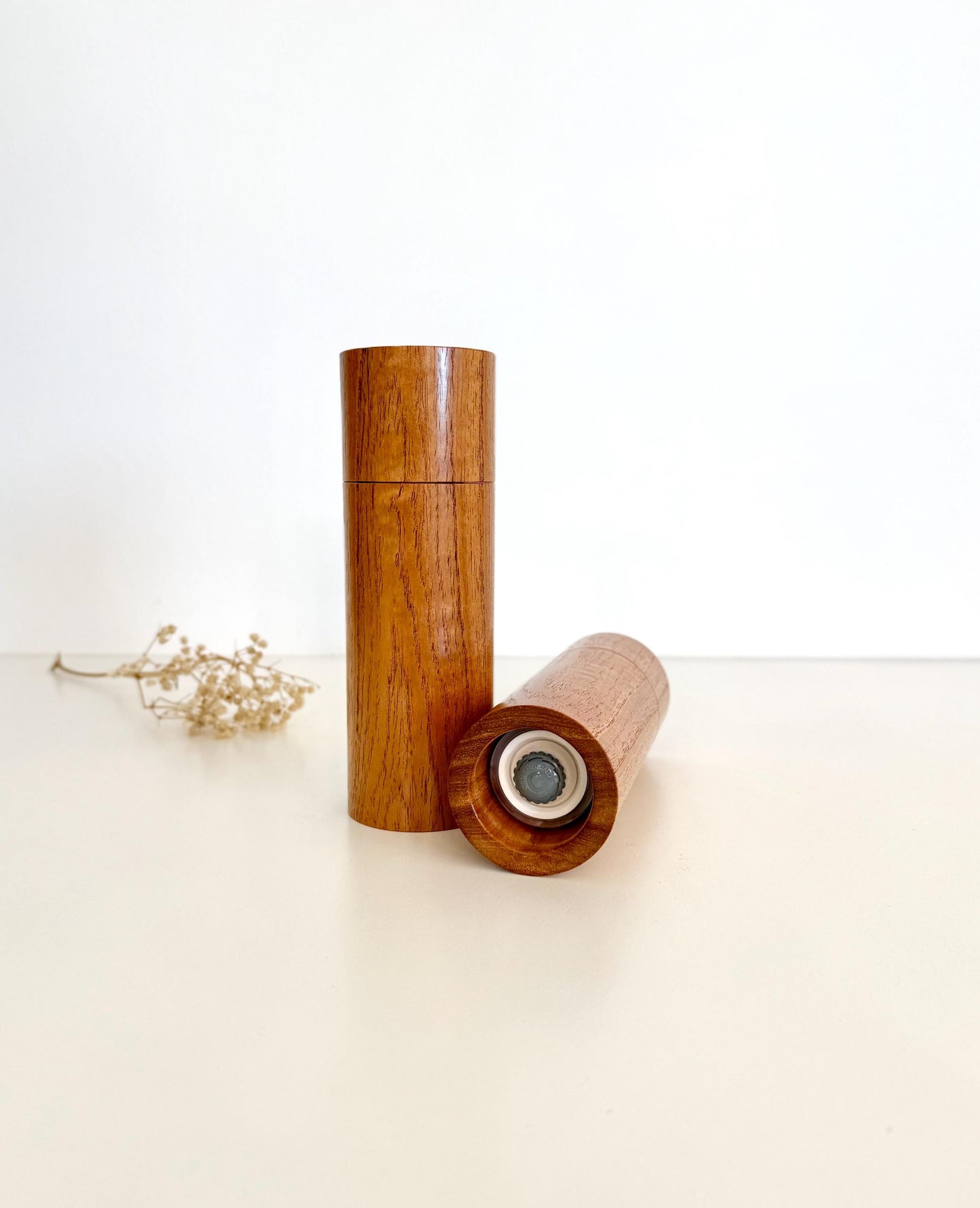 Cape Lilac Pepper Grinder Set, Modern Ceramic Salt Mill