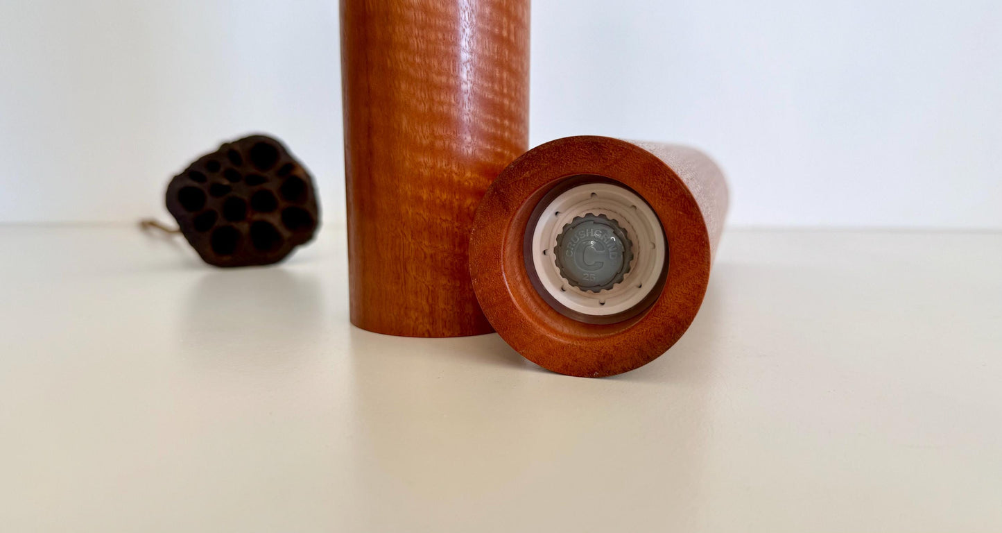Curly Jarrah Pepper Grinder Set, Modern Ceramic Salt Mill