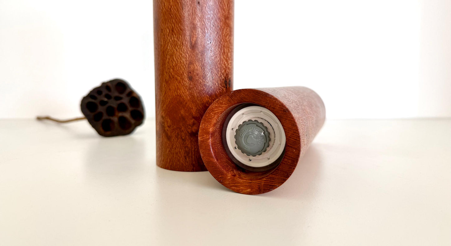 Birdseye Banksia Pepper Grinder Set, Modern Ceramic Salt Mill