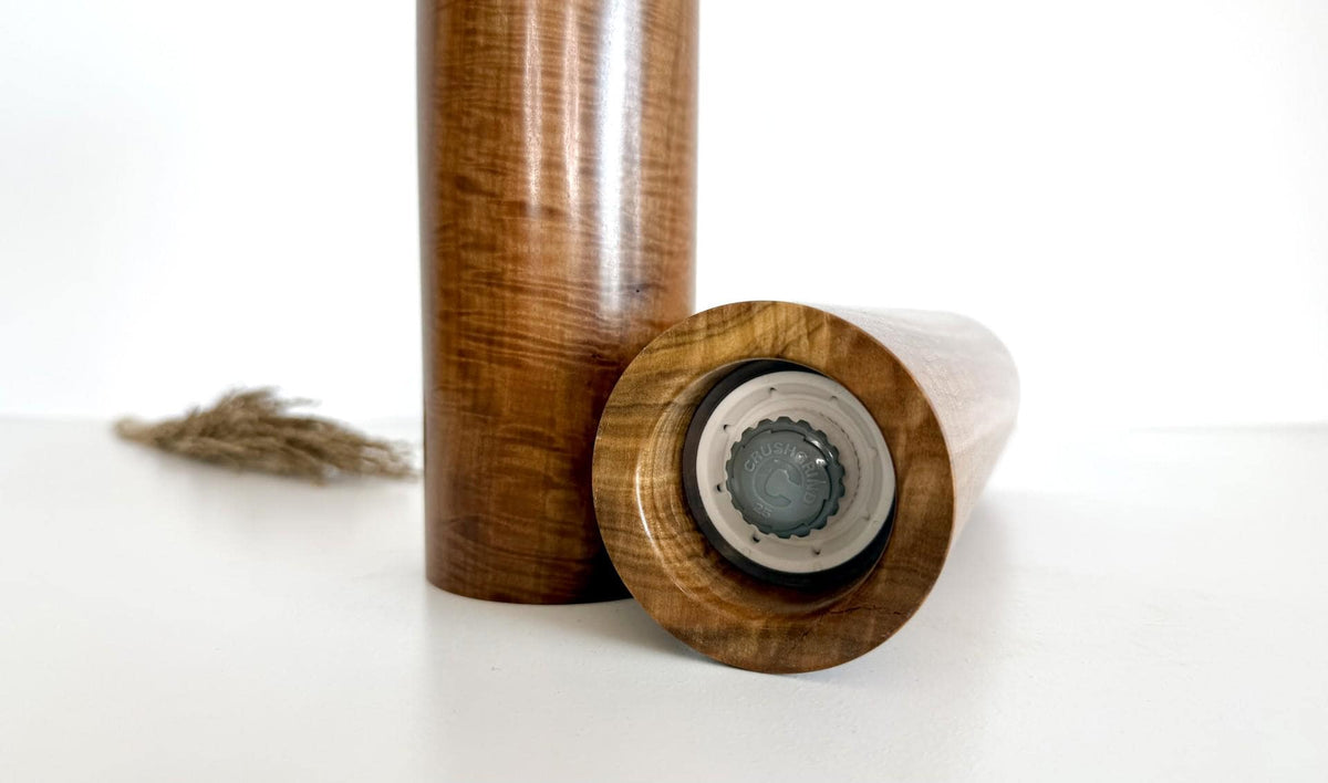 Curly York Gum Pepper Grinder Set, Modern Ceramic Salt Mill