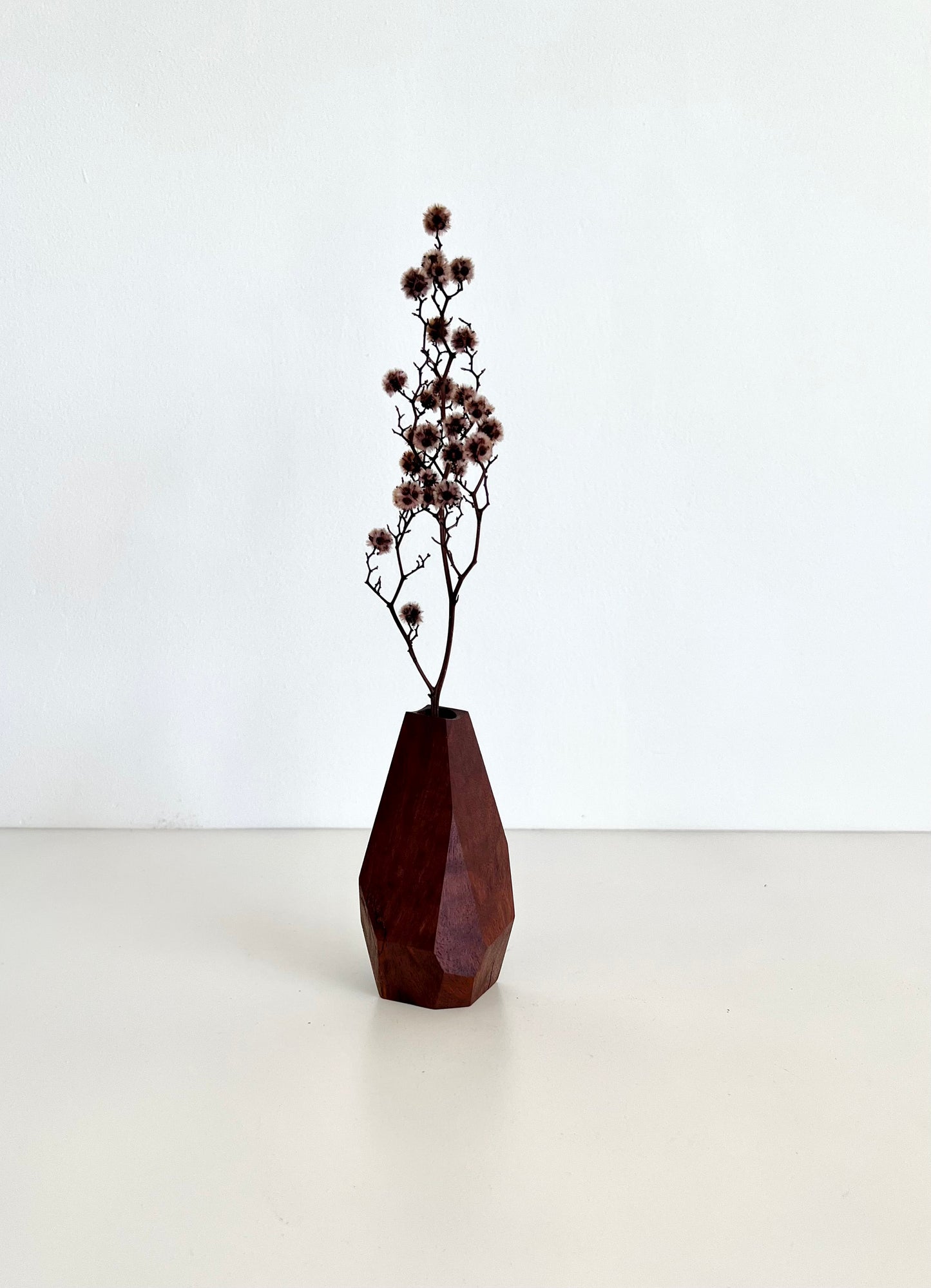 Wooden Vase, Flower bud vase, Housewarming gift, Stick vase, Dried flowers, Gift for her, Table centrepiece, Birthday gift, Modern vase