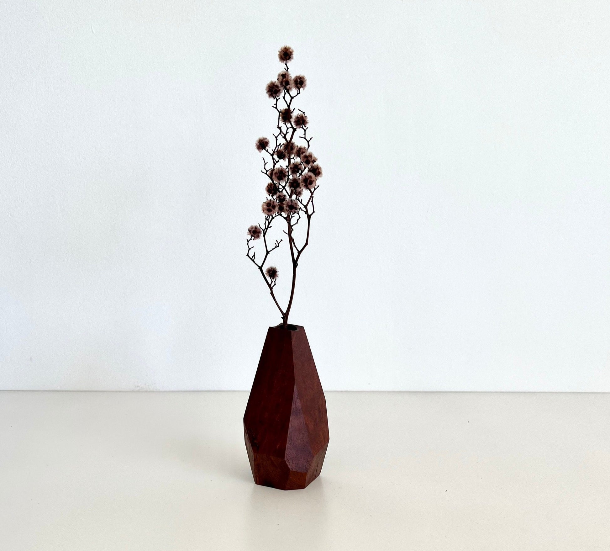 Wooden Vase, Flower bud vase, Housewarming gift, Stick vase, Dried flowers, Gift for her, Table centrepiece, Birthday gift, Modern vase